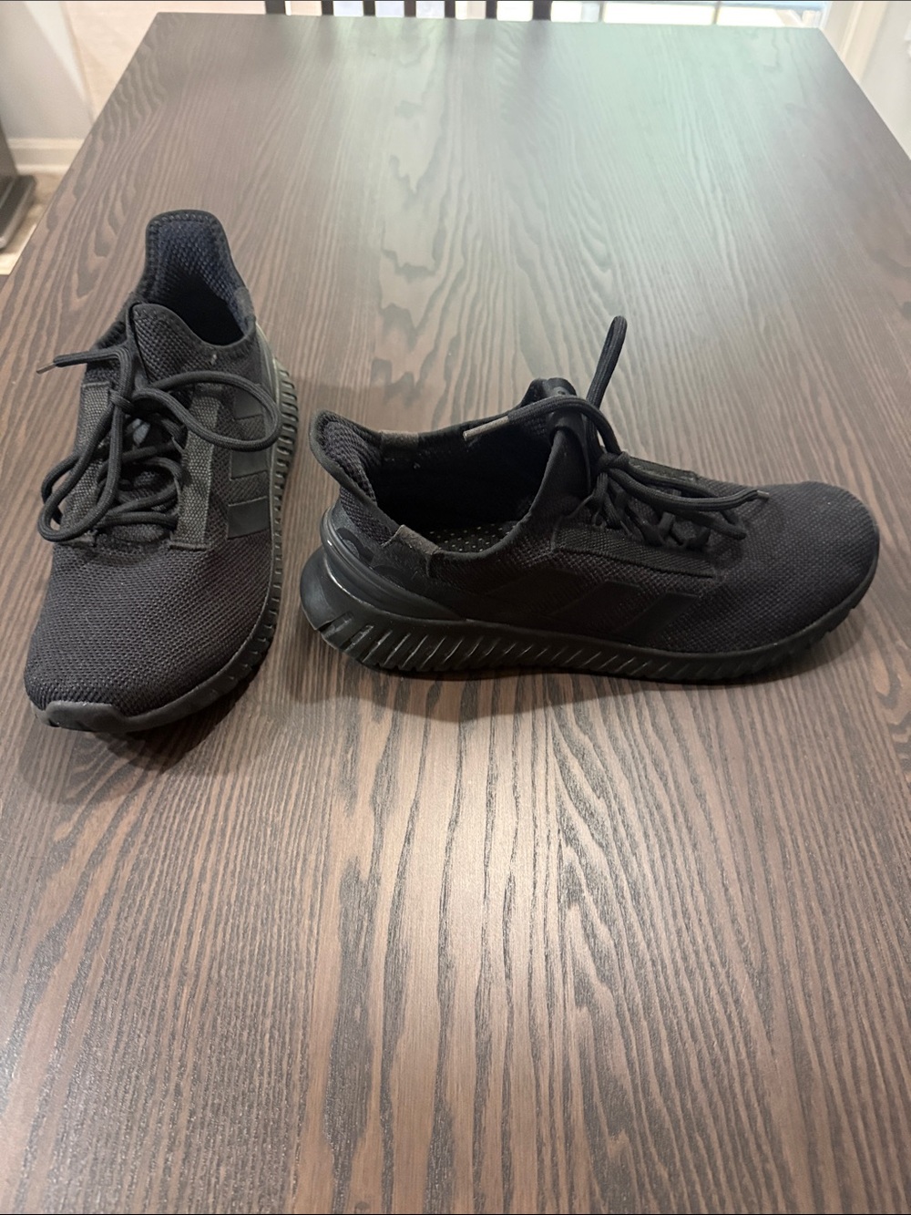 Men's Black Adidas Kaptir 2.0  Sneakers Sz 10.5